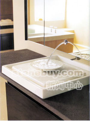 长时间使用不明成分清洁剂 石材光泽尽失(图)(图1)