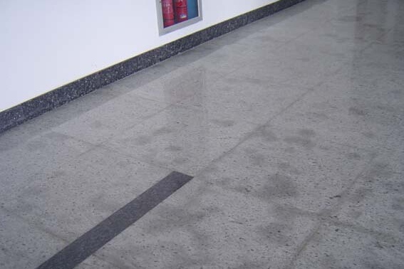 石材病症的分析及深度清洗