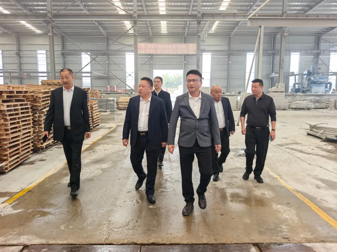 浙江省石材行业协会陈克启会长出席2025麻城石材全球供销对接会并签订战略合作协议(图8)