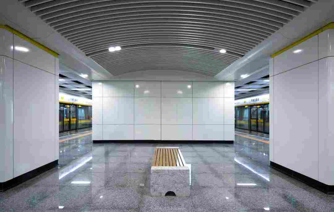 为何机场地铁装饰材料，花岗岩一直是“C”位，附常见石材品种。(图1)