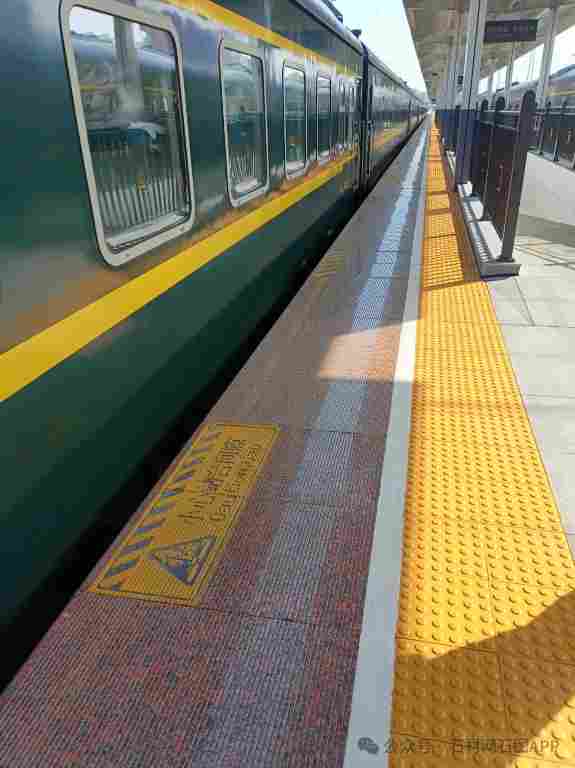 为何机场地铁装饰材料，花岗岩一直是“C”位，附常见石材品种。(图34)