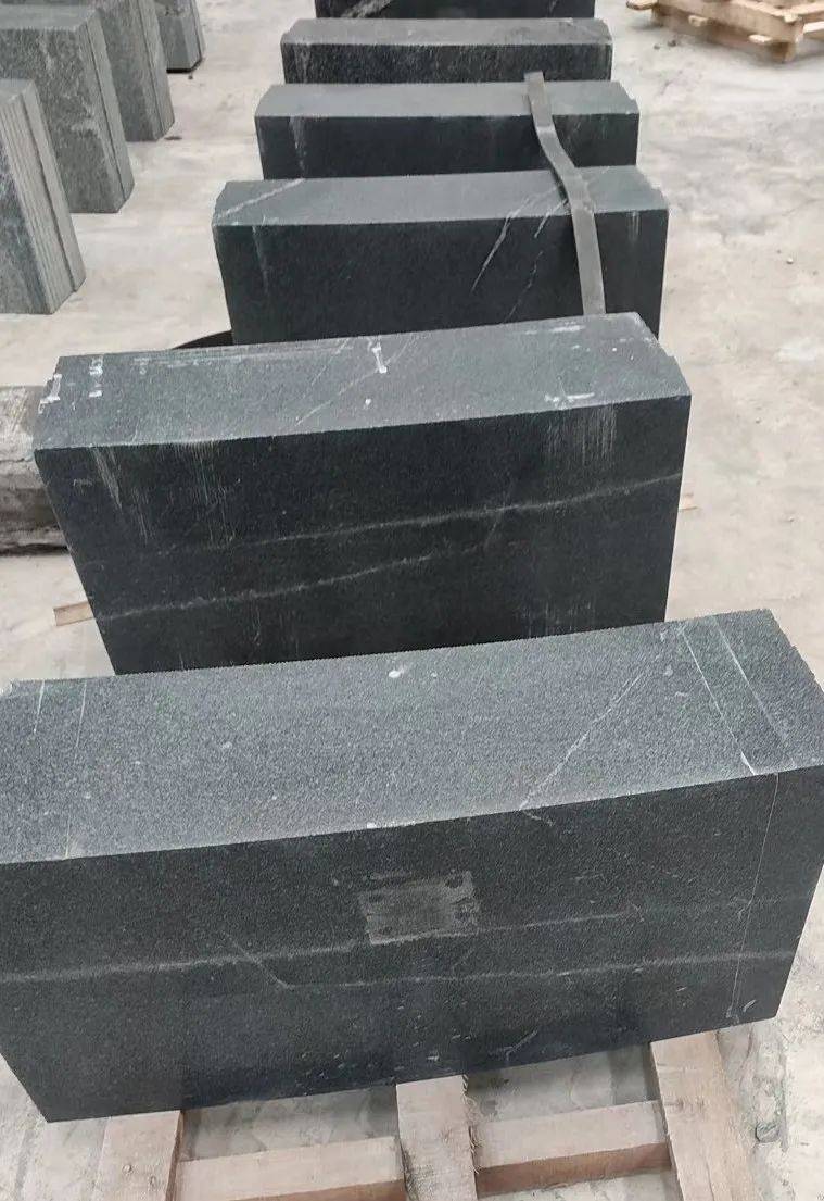 起拍价1.34亿元！河南内乡年产30万m³芝麻黑大矿挂牌(图9)