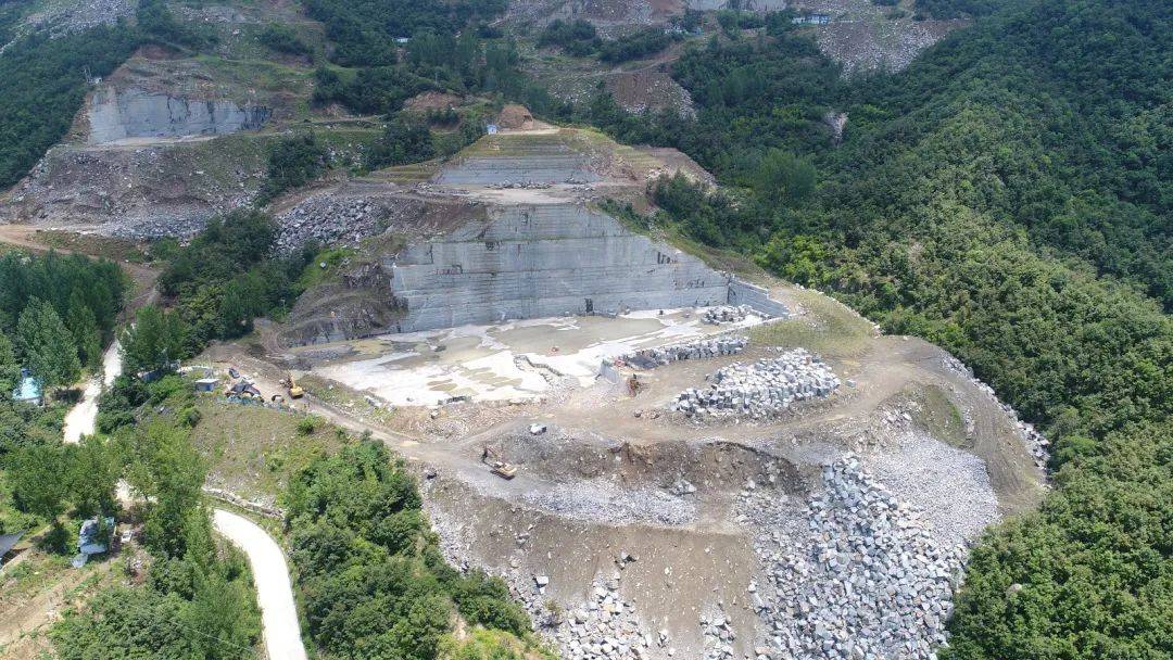 起拍价1.34亿元！河南内乡年产30万m³芝麻黑大矿挂牌(图15)