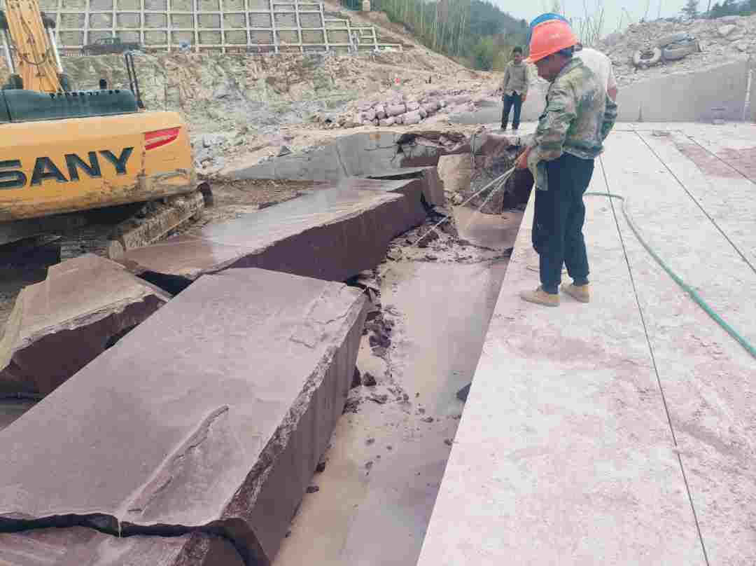 动辄数亿起步、开采年限20年起步：饰面石材矿权正在“劝退”小玩家(图5)