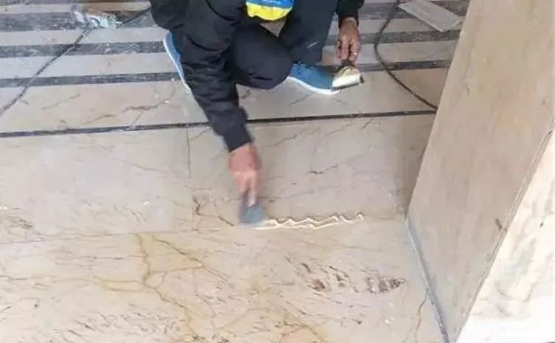 地板石材退色怎么处理：原因分析与科学修复方法(图1)